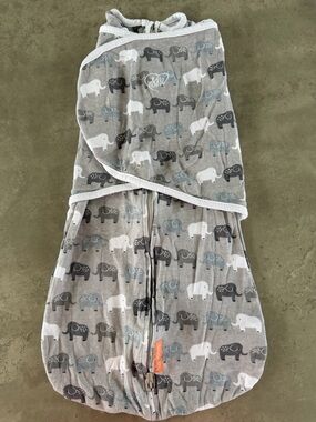 SwaddleMe Baby Swaddle with Grey Elephants - Large